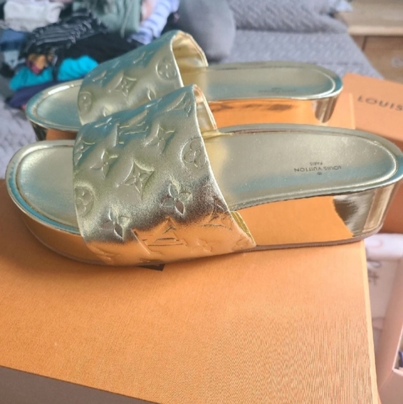 Louis Vuitton Jumbo Flatform mule slides - Picture 3 of 14